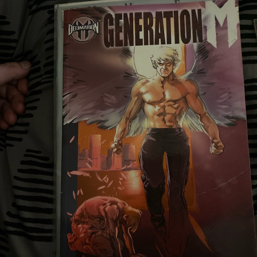 Marvel comic book series in one book in 8/9 condition any questions please ask